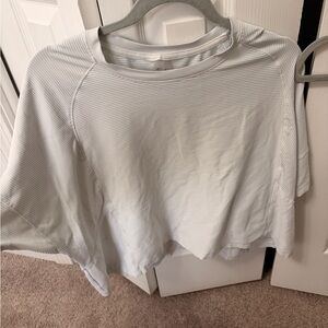 Casual Light Gray Striped Short Sleeve Tee